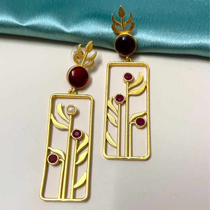Elegant Floral Drop Earrings
