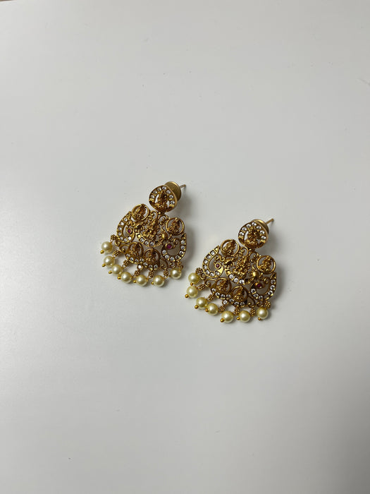 Temple Heritage Gold Necklace Set – Antique Finish with Pearl Drops