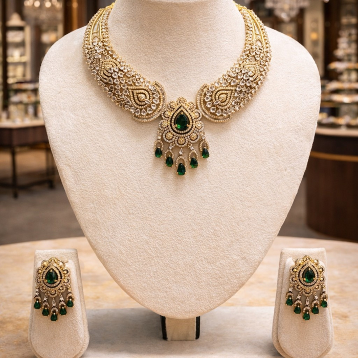 Aroopa Kanthi Necklace