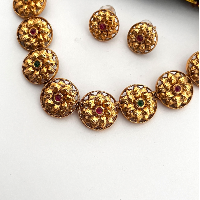 Aroopa Antique Necklace Set