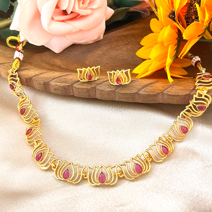 Lotus Choker