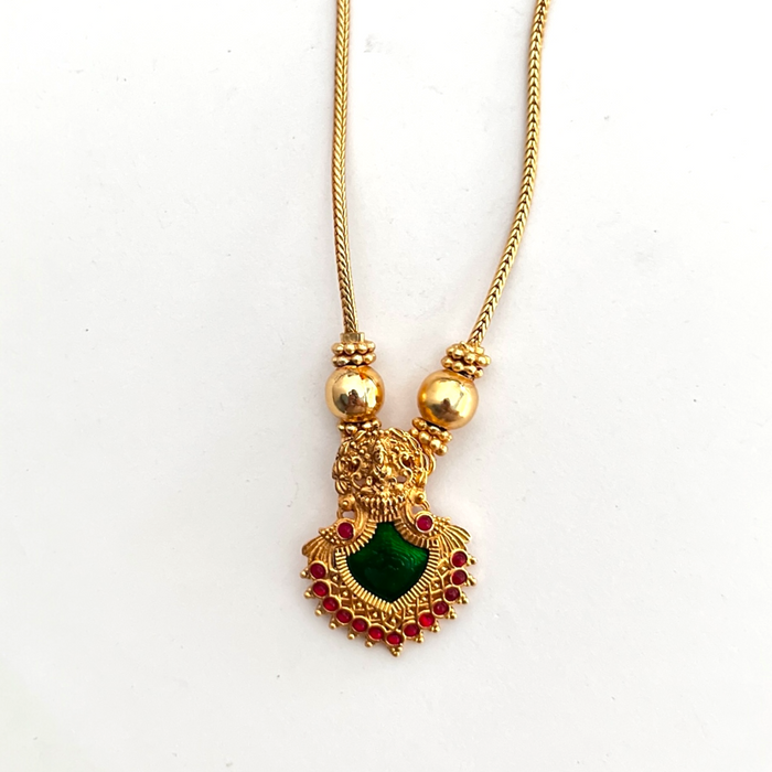 Aroopa Green Pendant Set