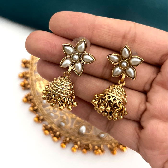 Aroopa Antique Hasli Necklace- Grey Inserts with Gold Beads drops