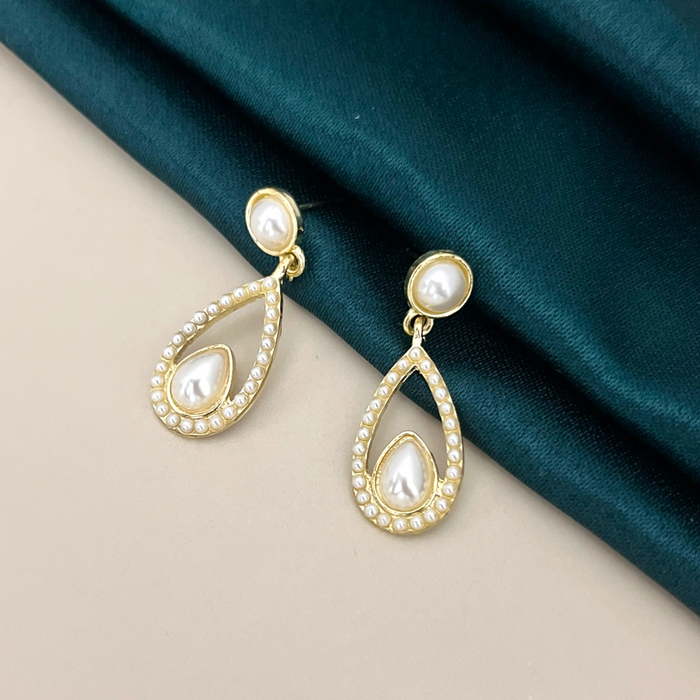 Pearl Drop Earrings