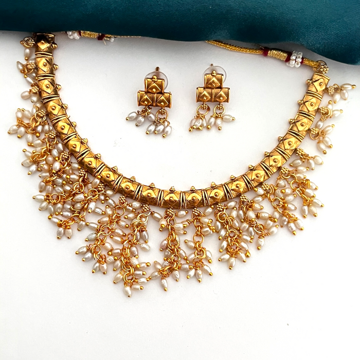 Antique Hasli Necklace with pearl drops