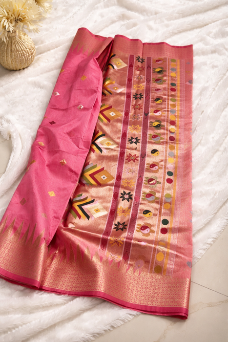 Aroopa Raw Silk Saree with Special Pallu