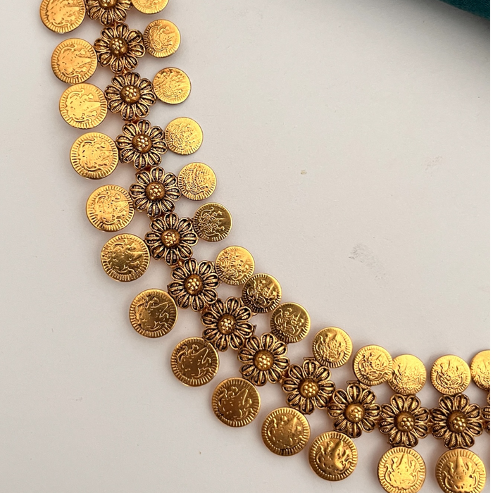 Lakshmi Layer Necklace with floral motif
