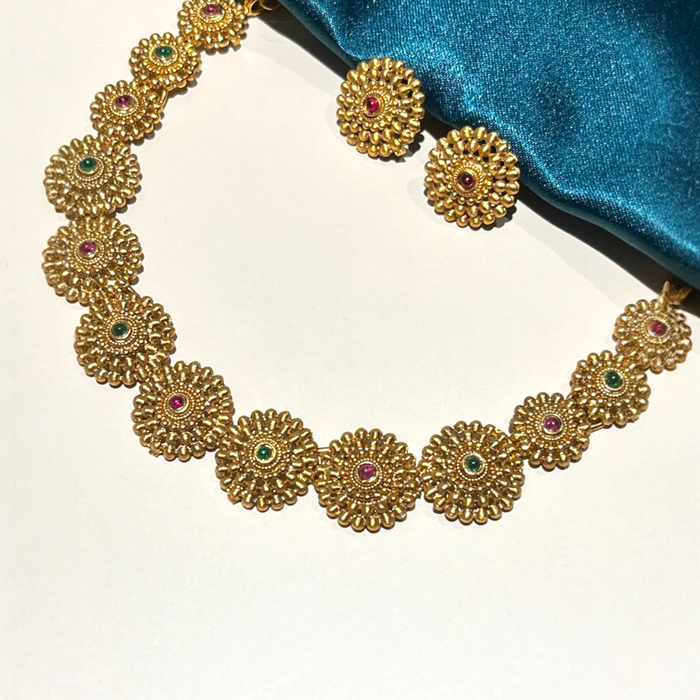 Aroopa Radiant Heritage Necklace & Earring Set