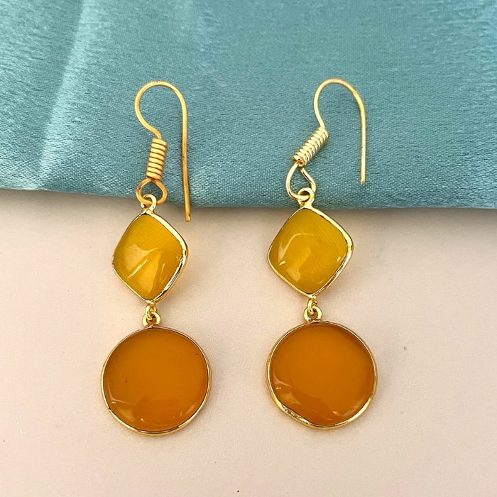 Aroopa Geometric Hoop Earrings