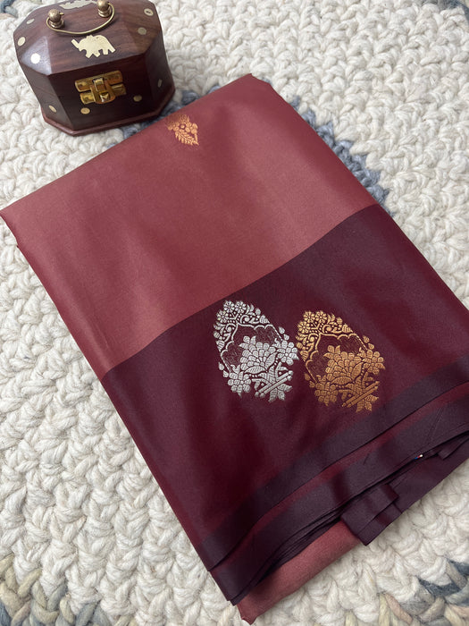 Aroopa Dual Tone Silk Saree