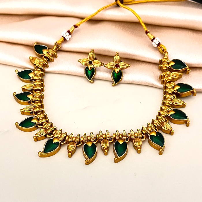 Palakka Pushpalakshmi Green