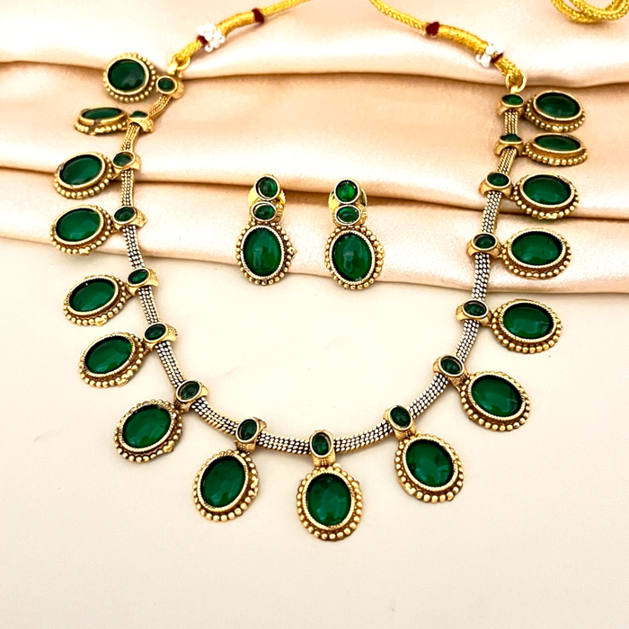 Multi pendant necklace set Green
