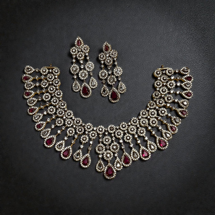 Aroopa Noor Cascade Sets