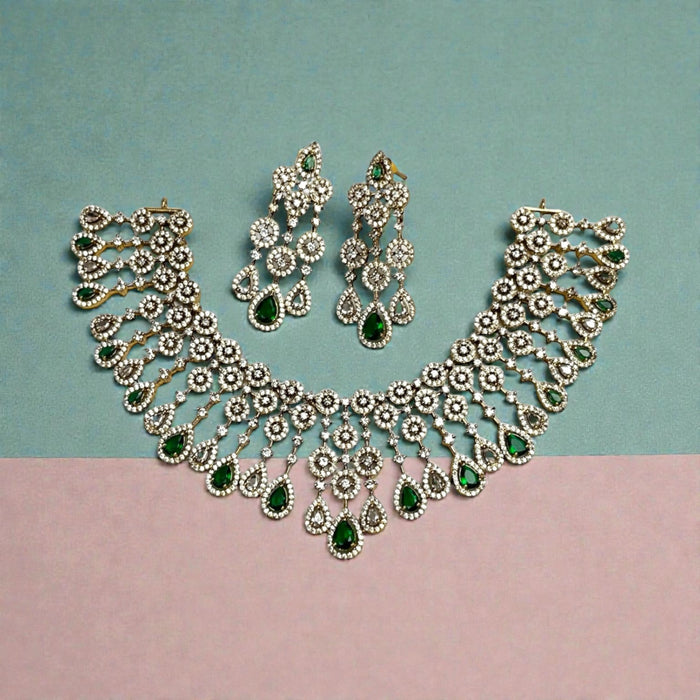Aroopa Noor Cascade Sets