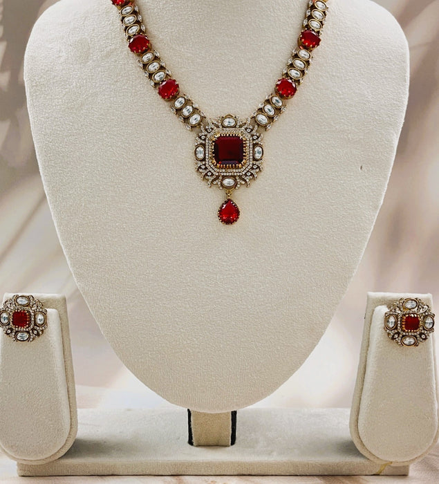 Aroopa Kundan Necklace Set for Women | Square-Cut Stone