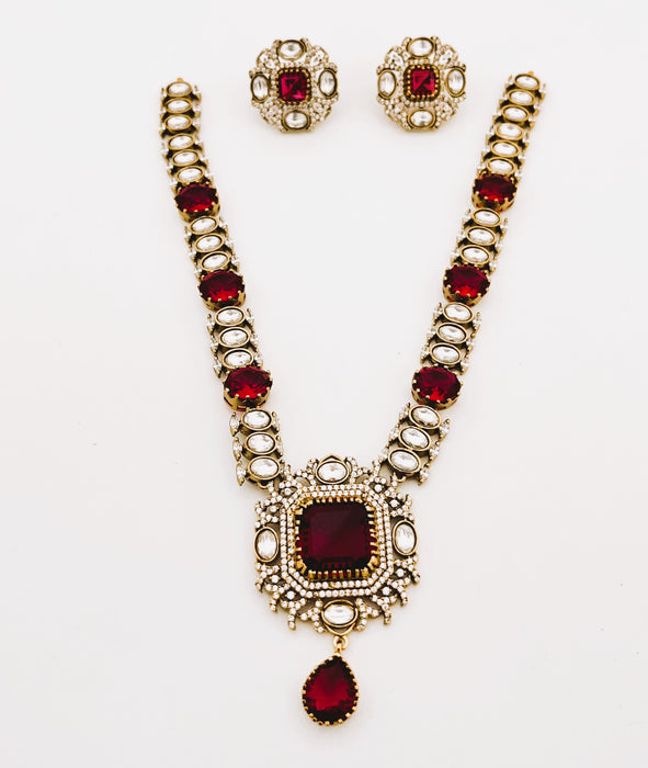 Aroopa Kundan Necklace Set for Women | Square-Cut Stone